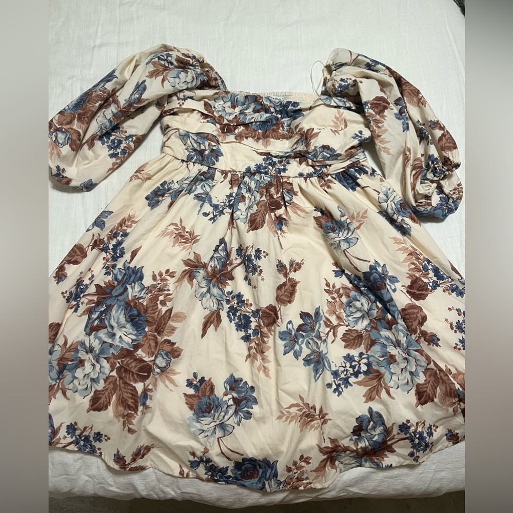 Cream floral Abercrombie Large Emerson poplin puff sleeve mini dress